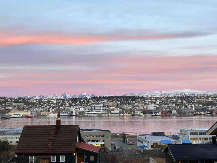 Cosy Flat Near Cable Car And The Arctic Cathedral Lägenhet Tromsø Exteriör bild